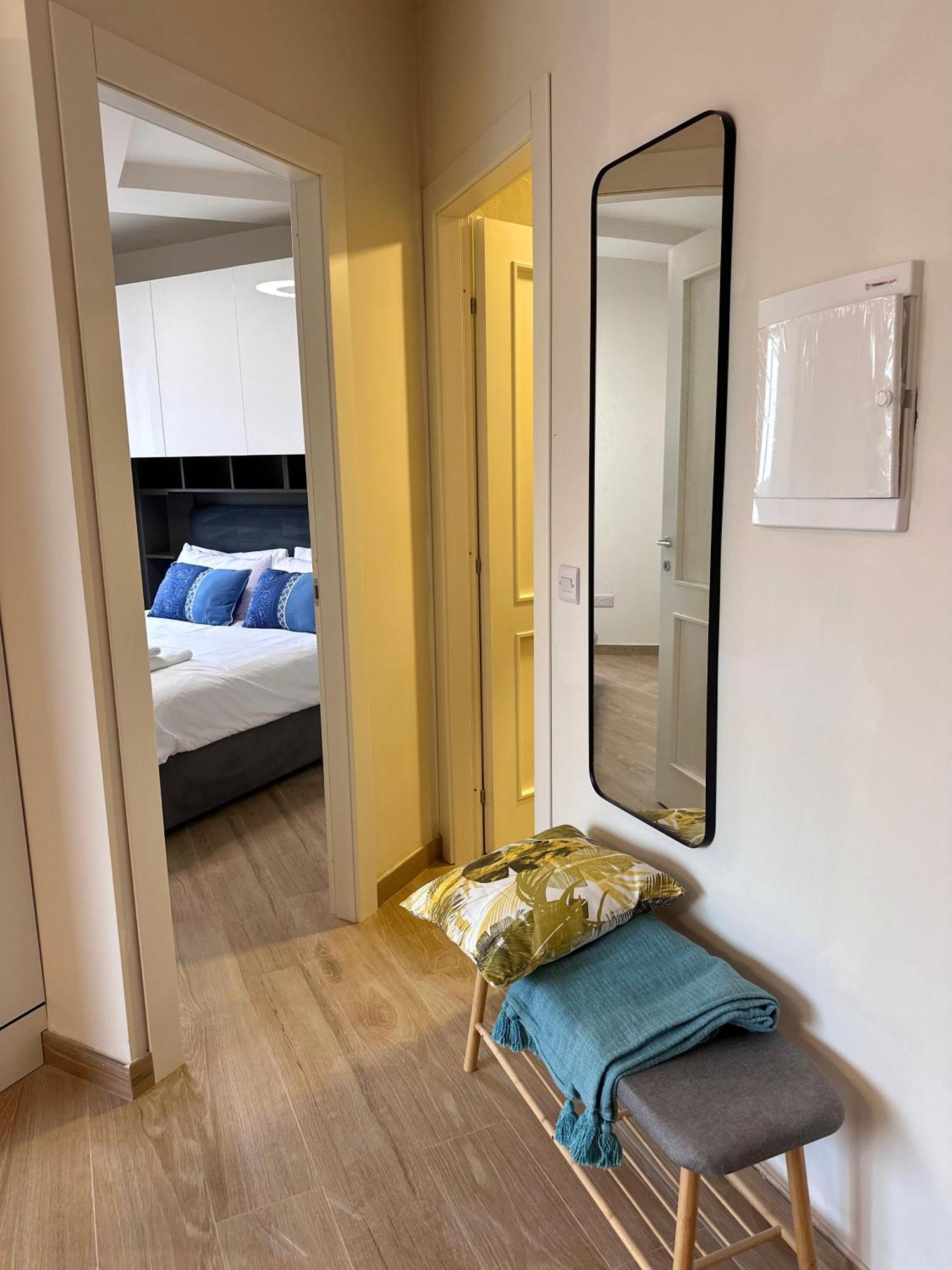 Appartamento The Rue Gzira Esterno foto